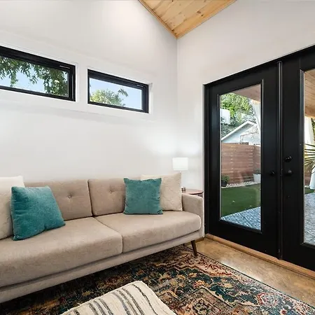 Petit Paradis Studio With Hot Tub